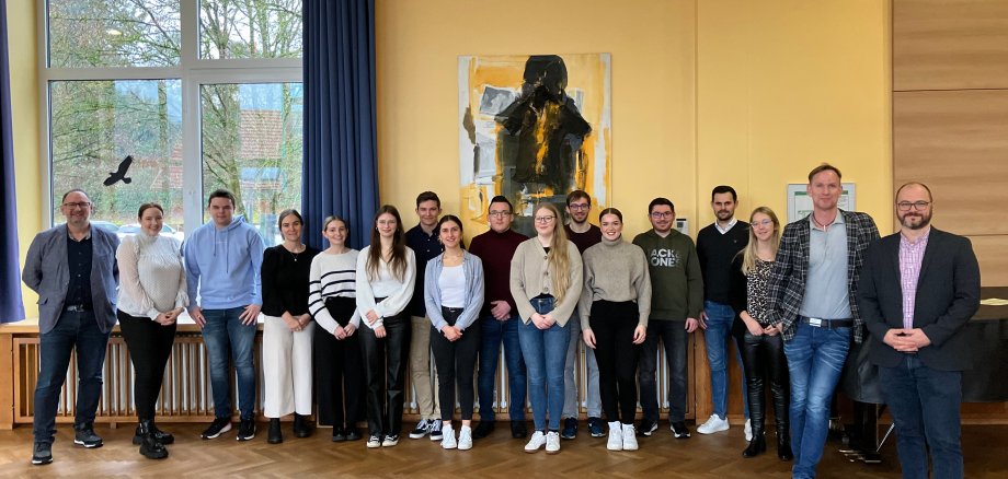 Studierende der Hochschule für öffentliche Verwaltung beim Seminar im Horst-Eckel-Haus